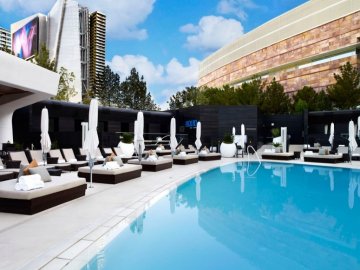 Снимка: Aria's Liquid Pool & Lounge