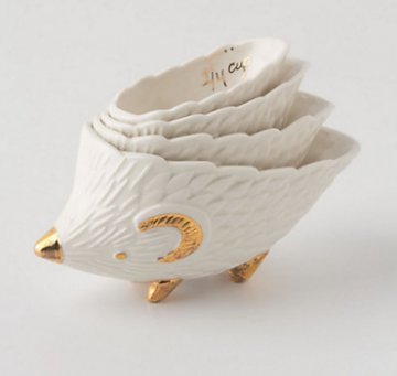 Декоративни мерителни чашки; Снимка: anthropologie.com