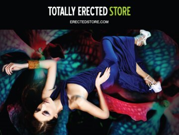 Снимка: Totally Erected