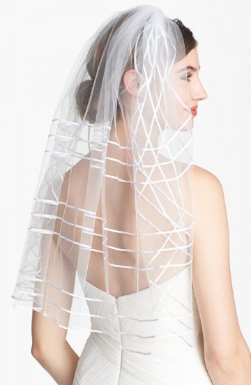 Снимка: fashiongonerogue.com