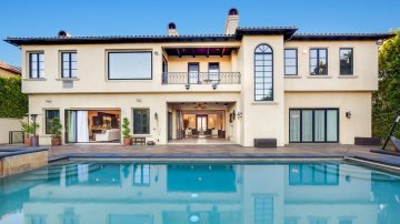 Снимка: belaircrestmansion.com