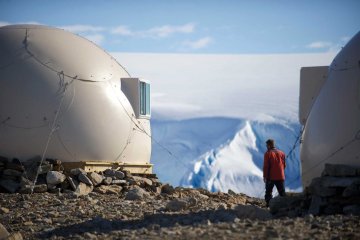 Снимки: white-desert.com