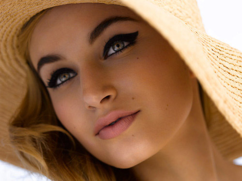 Снимка: makeup.allwomenstalk.com