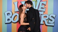 Григор Димитров и Ейса Гонсалес смаяха феновете и фотографите с гореща целувка