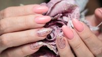 Маникюр розов брокат - да уловим топлината в края на лятото