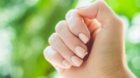 Бюти съвети – как да заздравите чупливите нокти