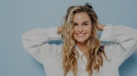 Съвети за красота – 6 грешки, които да избягвате при оформянето на вълниста коса