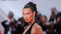 Супермоделът Бела Хадид трогна феновете с емоционални снимки от болничното легло