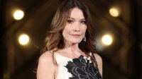 Карла Бруни има ново хоби – танци на пилон