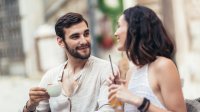 5 знака, че мъжът, с когото излизате, е женкар