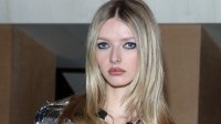 Силни гени – Епъл Мартин е копие на майка си Гуинет Полтроу по миниатюрни карирани бански