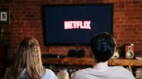 Netflix купува Warner Bros. Discovery и светът на киното се преобръща