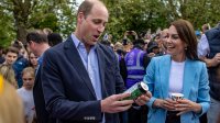 Принц Уилям и Кейт Мидълтън по стъпките на влогърите 