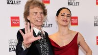 82-годишният Мик Джагър и годеницата му Мелани Хамрик изглеждат влюбени като тийнейджъри