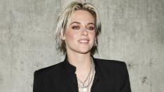 Кристен Стюарт смени два тоалета за отрицателно време