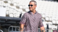 Всичко или нищо: Роби Уилямс се сбогува с косата си