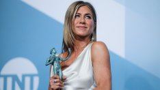 Естествена и красива: Дженифър Анистън показа рутината си за здрави кичури