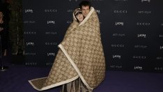 Под общото одеяло на Gucci: Били Айлиш и гаджето ѝ с дебют на червения килим