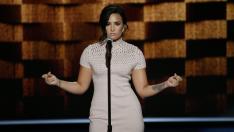 Деми Ловато нападна инфлуенсъри заради парти по време на пандемията