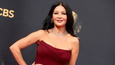 Награди „Еми“: Дамите с най-добрите грим и прическа