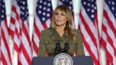 Внимавай, Мелания, снимат те!