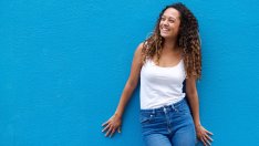 Лятна мода – белите потници са задължителни