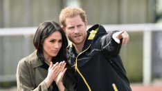 Елизабет II е изключително разстроена от коледната картичка на принц Хари и Меган Маркъл