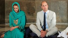 Twitter жужи: Принц Уилям наруши „джентълменския код“