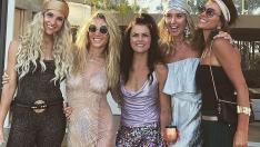 Чар или бедствие: Елза Патаки посреща гости без бельо