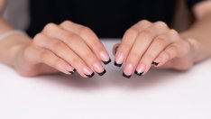 Френски маникюр за пролетта – опитайте стил женско биле