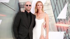 За Нова година: Бременната Роузи Хънтингтън показа сина си