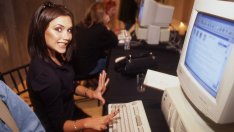 Пош Спайс се завърна – Виктория Бекъм с нова прическа