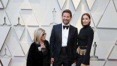 Заедно са: Ирина Шейк ще е с Брадли Купър по Коледа