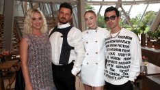 Звездна двойна среща: Кейти Пери и Орландо Блум със Софи Търнър и Джо Джонас в Париж