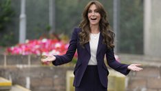 Делова: Защо Кейт Мидълтън напоследък носи основно костюми? 