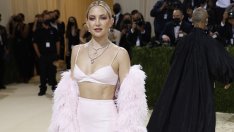 Звездна мода: Кейт Хъдсън напомни за тоалет отпреди 19 години