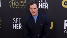 Джейми Дорнан попадна в болница в Португалия