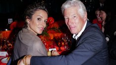 Ричард Гиър на 76 - звездата посрещна рождения си ден в Испания в смешен костюм