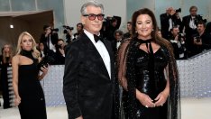 Пиърс Броснан на 71 – получи специални поздравления от съпругата си