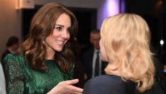 Кейт Мидълтън блести в Роклята на десетилетието