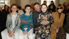 Семейна подкрепа за Виктория Бекъм