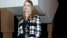 Дъщерята на Гуинет Полтроу, Епъл Мартин, сключи първата си голяма модна сделка