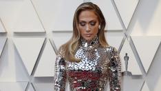 Прически есен 2020: Бретонът на Дженифър Лопес