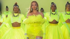 Бионсе празнува новия си албум с децата