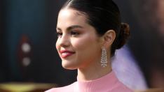 Разходка из новия дом на Селена Гомес в Калифорния