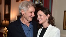 Влюбен до уши на 80: Харисън Форд не отлепя поглед от Калиста Флокхарт