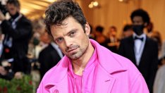 Горещо: Себастиан Стан и Анабел Уолис потвърдиха романса си