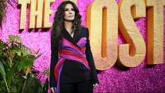 Сила на духа: Сандра Бълок се усмихва отново три месеца след смъртта на половинката си