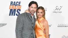 Денис Ричардс се разплака в съда и обвини бившия си в опит за убийство