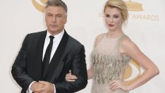 Стресираха бременната щерка на Алек Болдуин в Instagram 